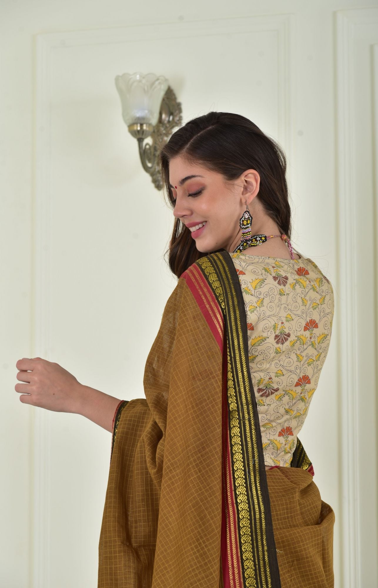 Blouse-Jasmine-Kantha-Beige