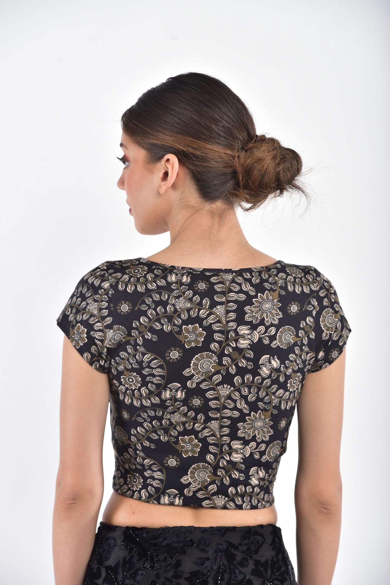 Blouse-Daisy-Kalamkari-Black